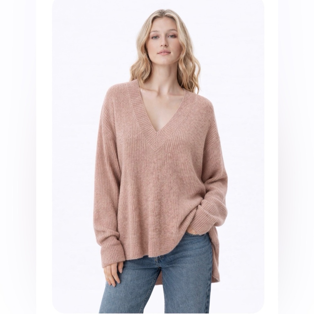 John + Jenn Revolve Dusty Rose Oversized V-Neck Sweater